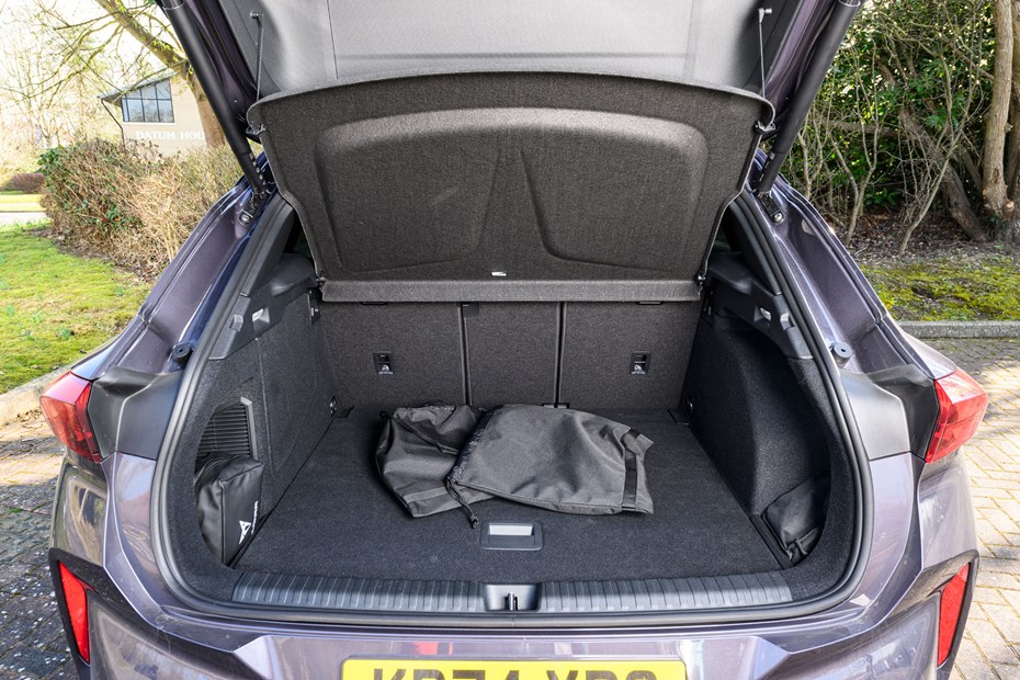 Cupra Terramar review - boot space with seats up