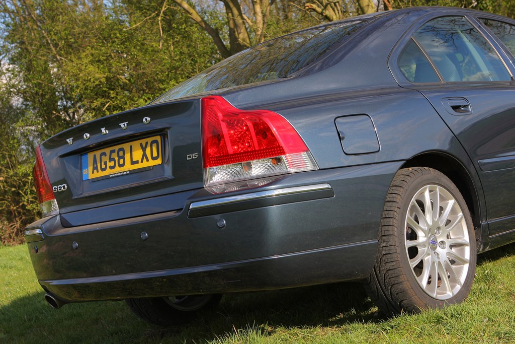 used-volvo-s60-saloon-2000-2008-review