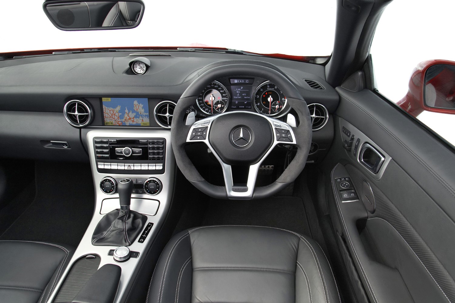used-mercedes-benz-slk-amg-2012-2016-interior