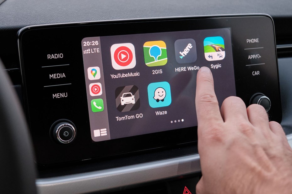 The best Apple Carplay screens