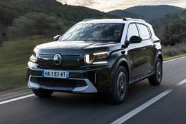 Citroën C3 Aircross (2025) front driving