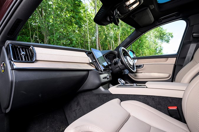 Volvo XC90 review | Parkers cars