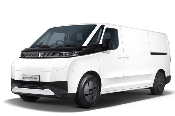 Farizon SV electric van, front, white