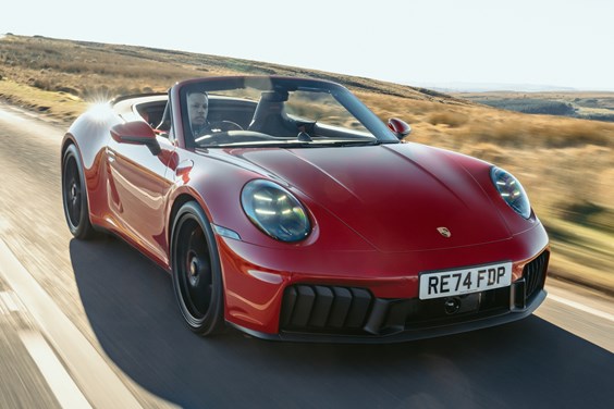 Porsche 911 Cabriolet (24 on) specifications data