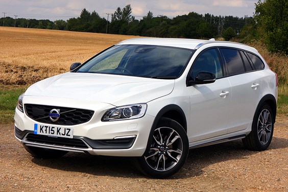 Volvo V60 Cross Country (15-18) specifications data
