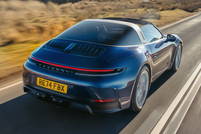 Porsche 911 Targa rear driving