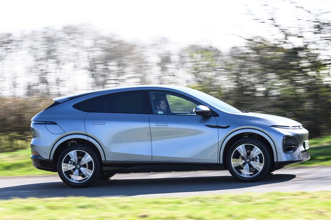 Xpeng G6 in grey, side shot
