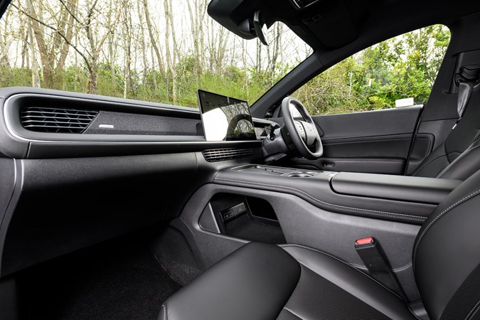 Xpeng G6 interior