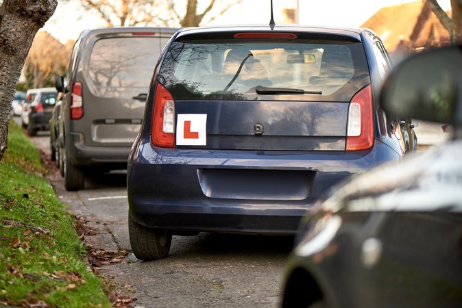 Image of Skoda Citigo being parallel parked by a learner driver