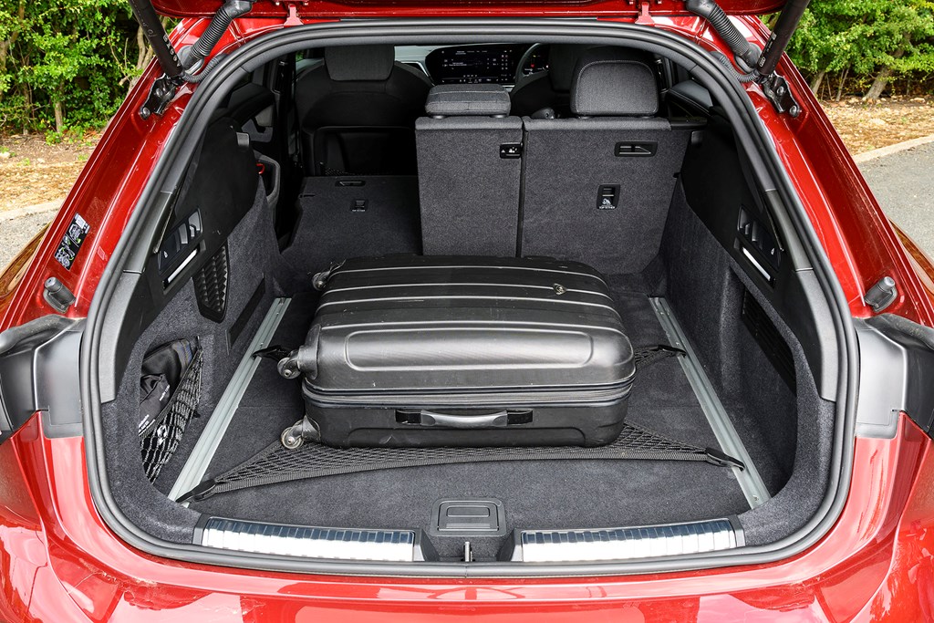 A6 Shellac Audi A6 (2025) Long Term Test