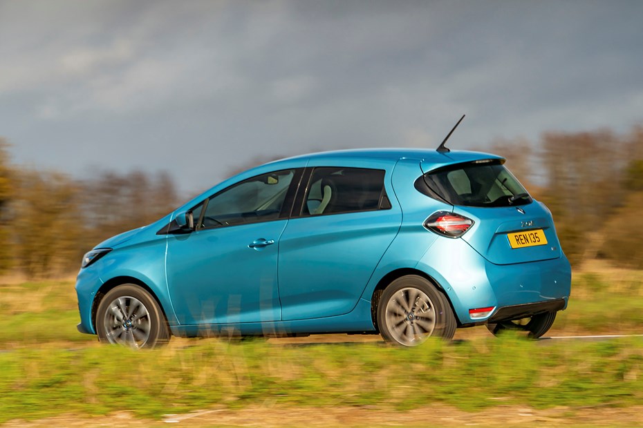 2020 Renault Zoe, driving, profile