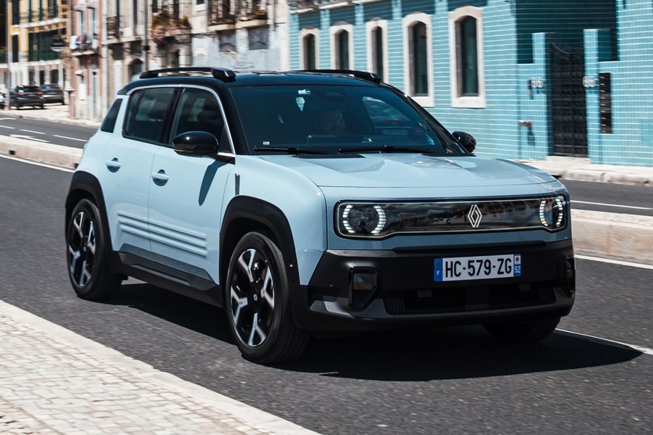 Renault 4 E-Tech review | Parkers
