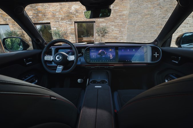 Smart #5 (2025) review: dashboard and infotainment system, black upholstery