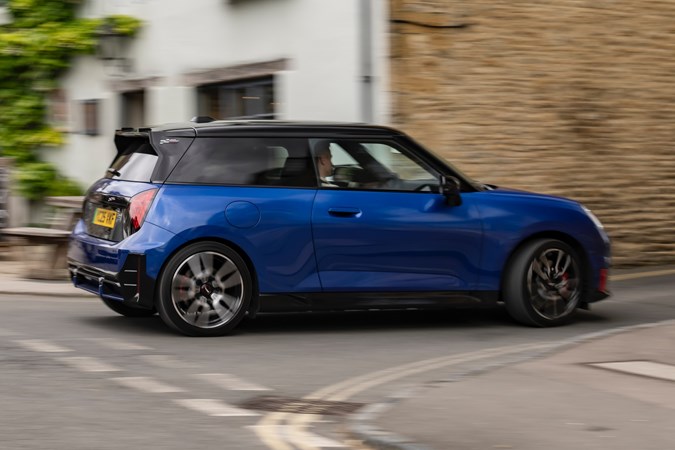 MINI JCW Electric rear cornering