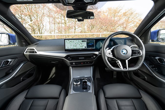 BMW 3 Series Touring 2025 interior