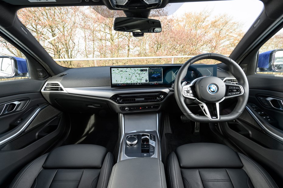 BMW 3 Series Touring 2025 interior