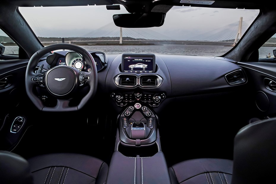 Aston Martin Vantage 2024 Interior