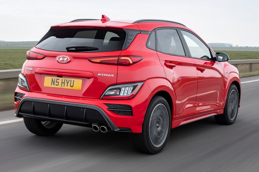 Hyundai Kona (2023) boot space & practicality Parkers