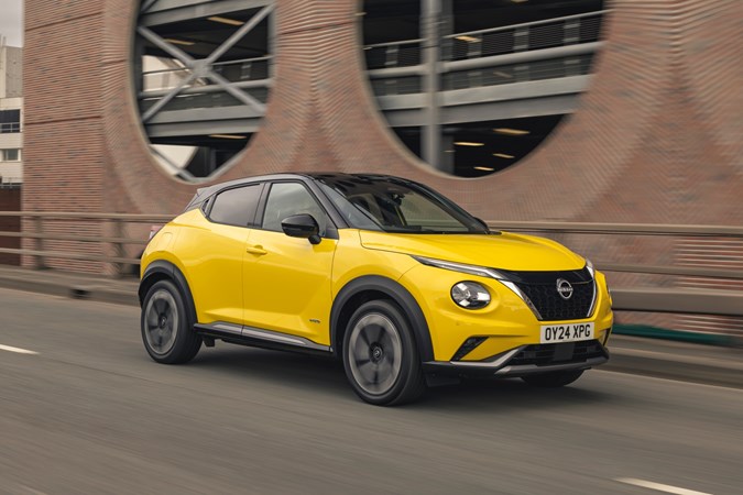 Nissan Juke front driving