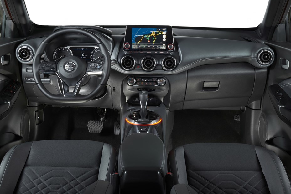 Nissan Juke (2024) interior