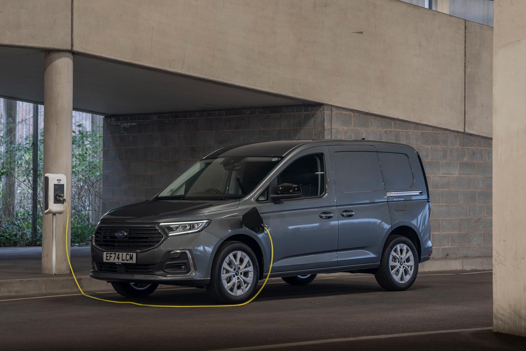 The Ford Transit Connect comes with a plug-in hybrid version.