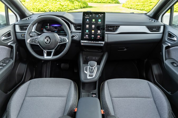 Renault Captur interior