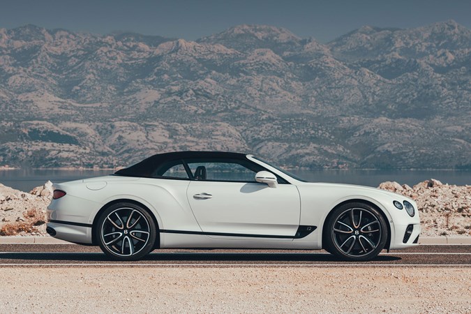 2019 Bentley Continental GT Convertible side profile