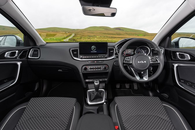 Kia Ceed SW 2024 interior