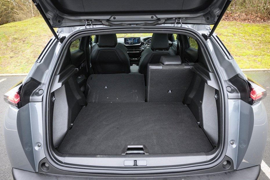 Peugeot 2008 extended boot