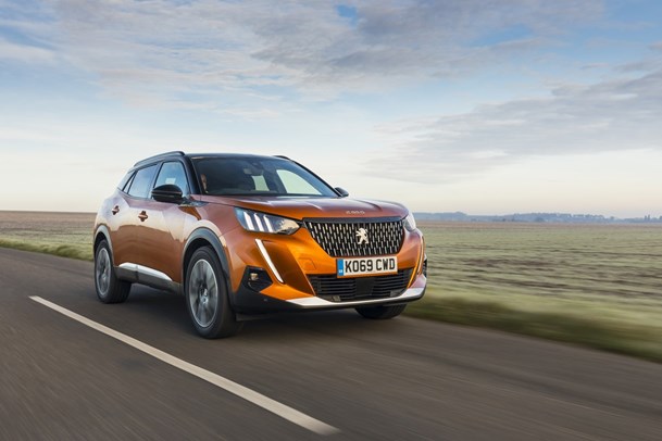 2020 Peugeot 2008 front dynamic