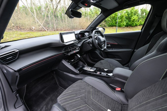 Peugeot 2008 front interior