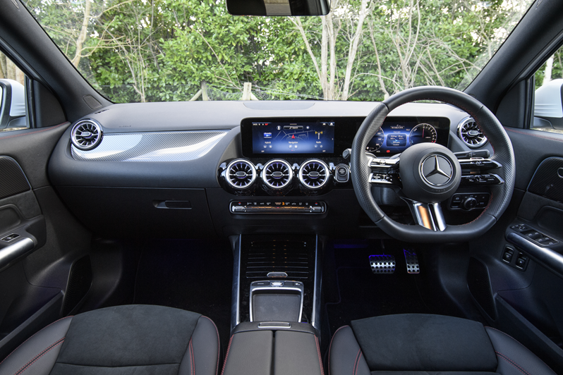 MercedesBenz GLAClass (2024) interior