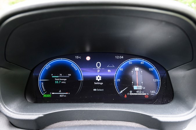 Toyota Yaris digital instrument cluster