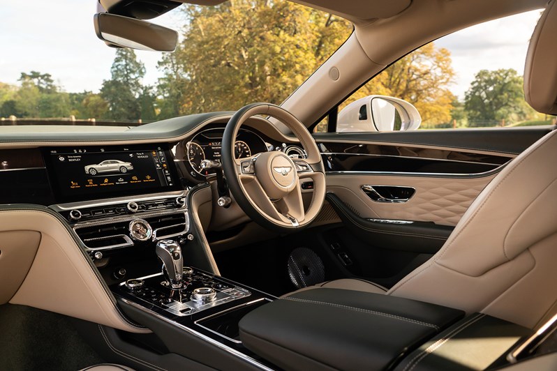 Bentley Flying Spur (2024) interior