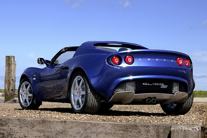 Lotus Elise, blue, static, rear three quarters | Parkers WCPGW