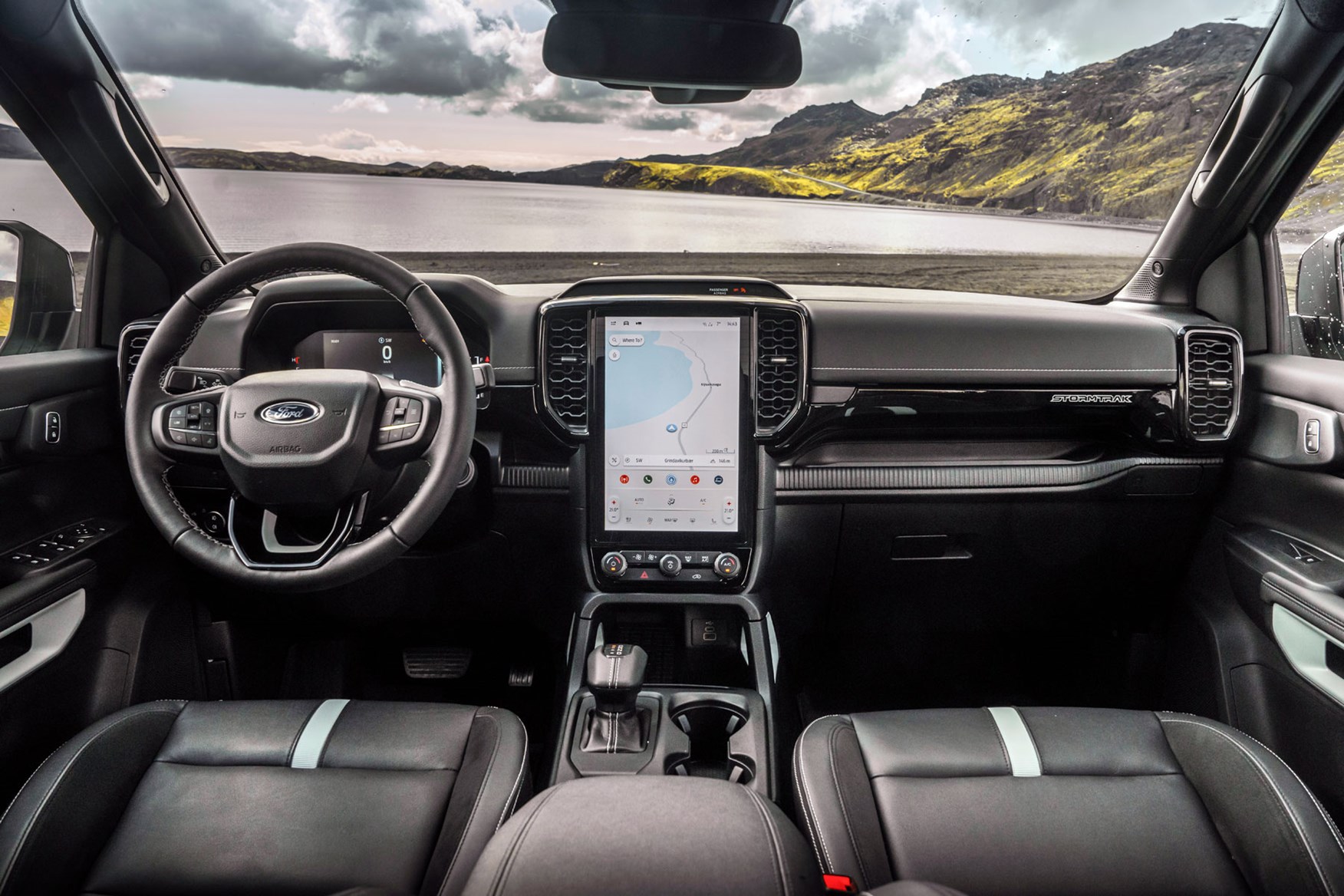 Ford Ranger Plug-in Hybrid review on Parkers - Stormtrak, interior