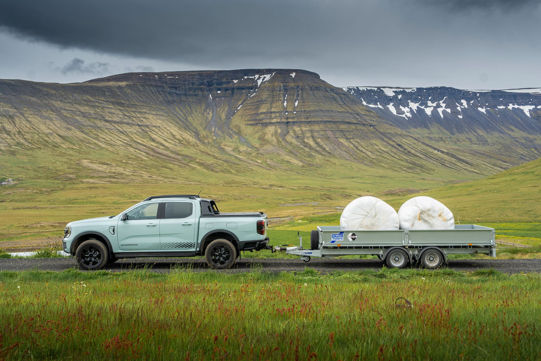 Ford Ranger Plug-in Hybrid towing