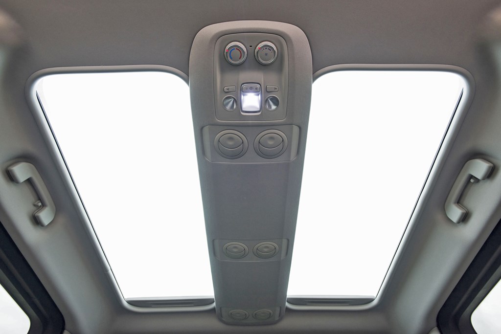 Used Vauxhall Vivaro Life MPV (2019 2022) mpg, costs & reliability