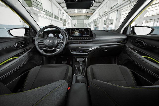 hyundai-i20-2025-interior