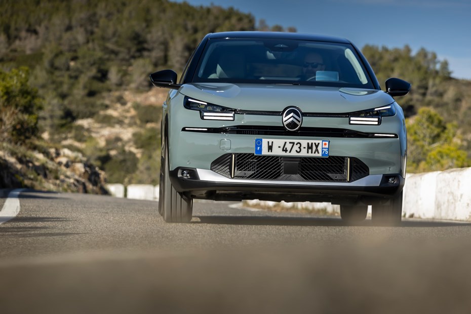 Citroen C4 dynamic exterior front