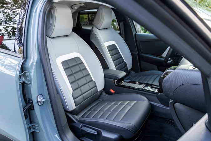 Citroen C4 front seats