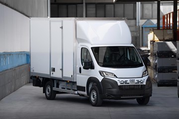 The large Stellantis vans now offer an electric Cargo Box version.