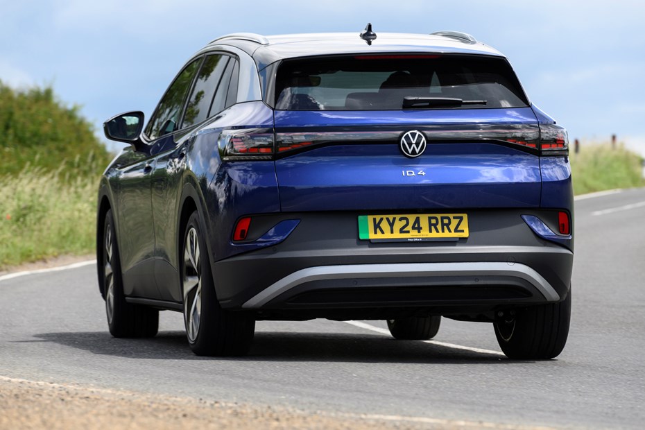 Volkswagen ID.4 review (2025) | Parkers cars