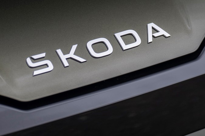 Skoda Enyaq (2025) review | Parkers