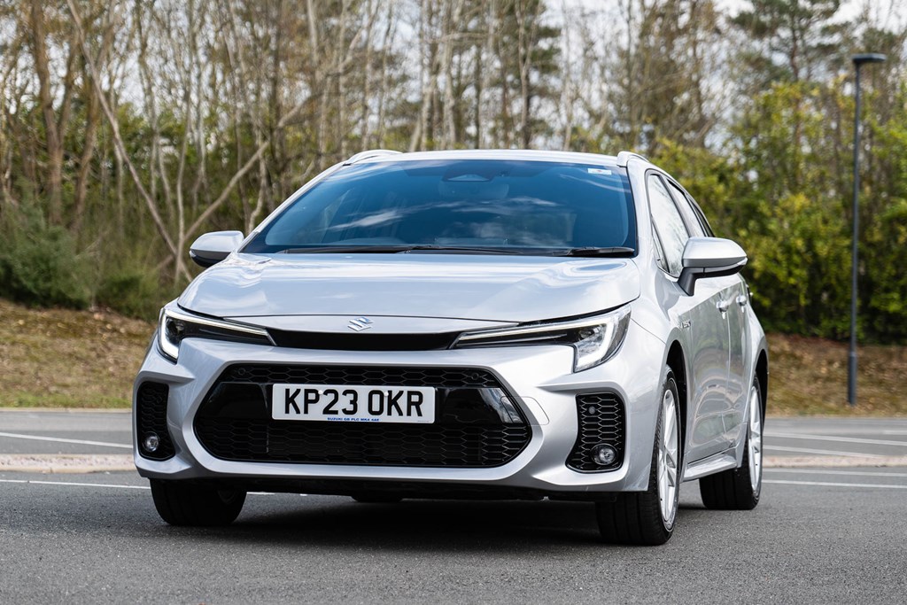 Suzuki Swace (2024) interior