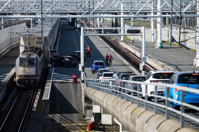 Image of a line of cars waiting to load onto EuroTunnel train