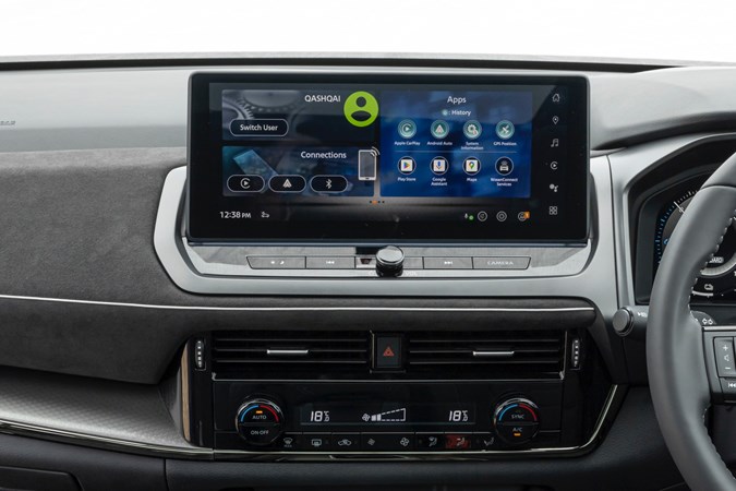 Nissan Qashqai infotainment