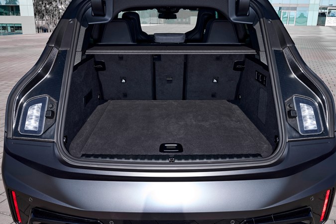 BMW iX M70 boot space