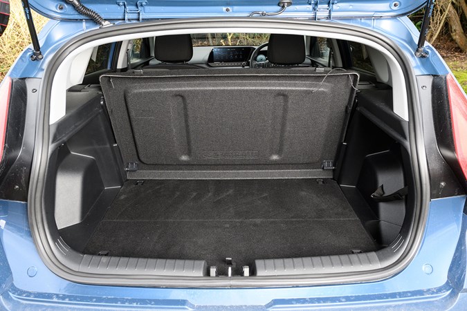 Hyundai Bayon (2025) review: boot space, parcel shelf in storage holder