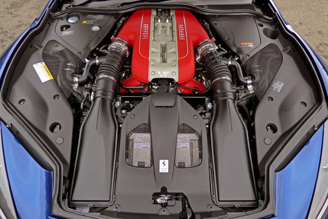 Ferrari 812 GTS V12 engine 2020